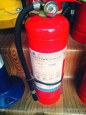 供應(yīng)龍威4公斤救援裝備消防器材滅火器圖片_高清圖_細(xì)節(jié)圖